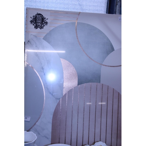 Lot 28        