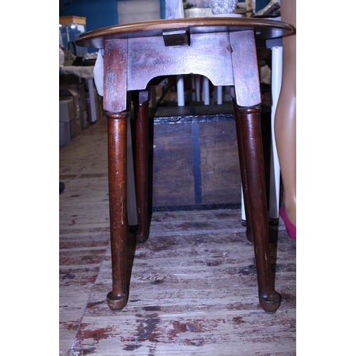 310 - A antique Victorian pub table. Shipping not available.