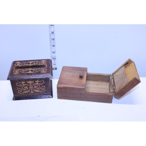 46 - Two pieces of vintage treen