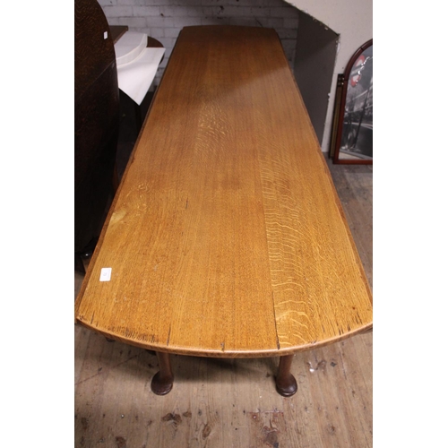 73 - A late 18th/early 19th century oak double drop leaf hunt table L240cm, approx 160cm with both leaves... 