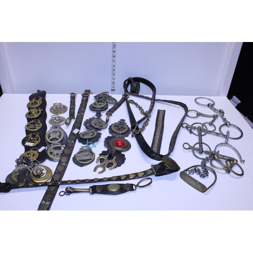 156 - A box of assorted horse brasses etc