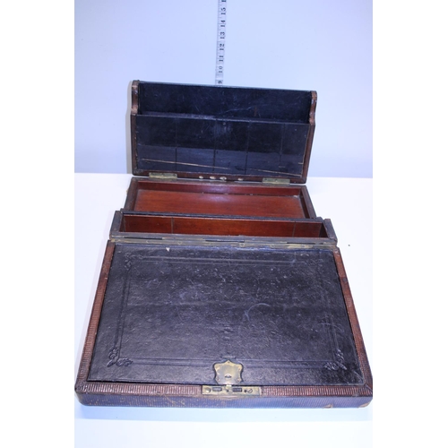 138 - A WW2 period military period campaign writing slope (for restoration)