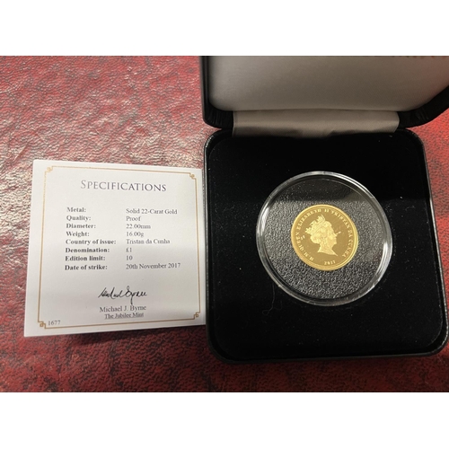 205Q - A limited edition Jubilee Mint 22ct gold piedfort proof one pound coin. Strike date 20th November 20... 