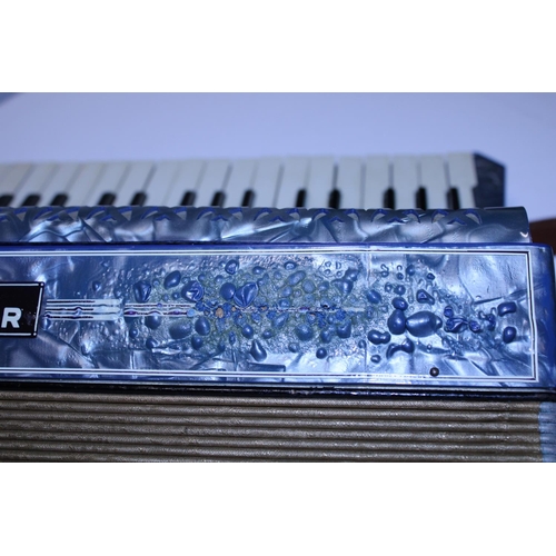 170 - A vintage Hohner Verdi III accordion in case, shipping unavailable