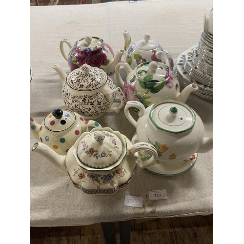 167 - A job lot of assorted vintage teapots with various makers including spode. Collection only