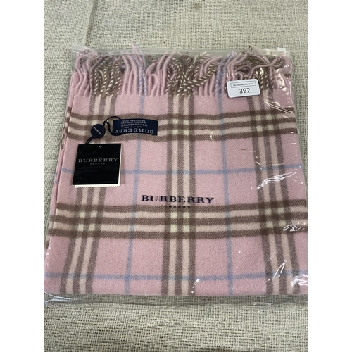 138 - A new with tags Burberry 100% lambs wool pink long scarf 166 x 38cm