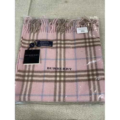 140 - A new with tags Burberry 100% lambs wool pink long scarf 166 x 38cm