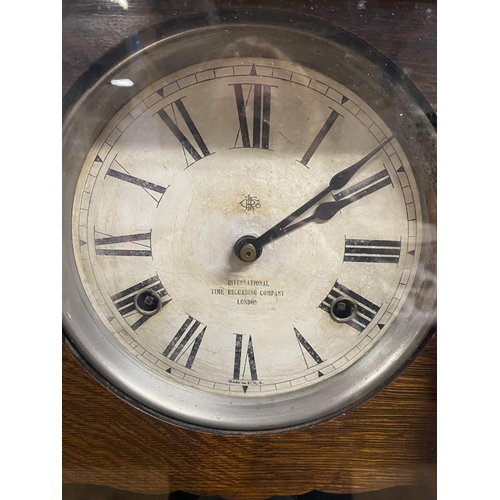 316 - An international time recording company clocking in machine with key and pendulum No shipping