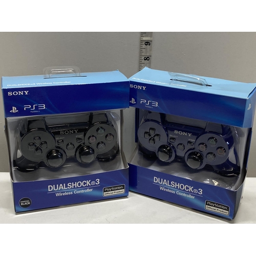 407 - Two new wireless game controllers (untested)