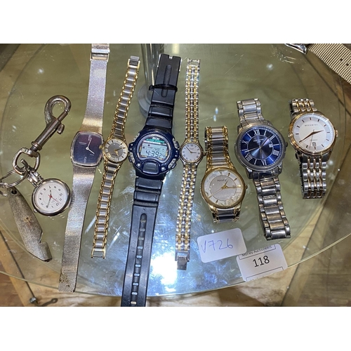 118 - A selection of assorted time pieces