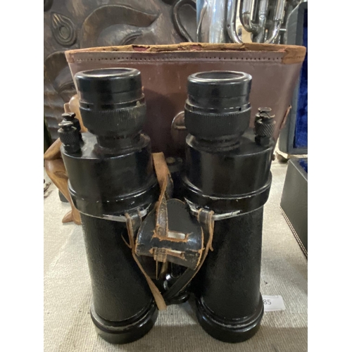 185 - A pair of WW2 Barr and Stroud naval binoculars with crows foot