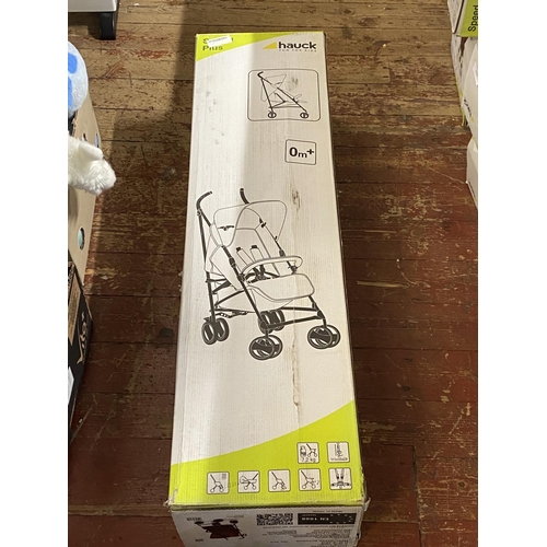 193 - A new boxed Hauck child's push chair (unchecked)