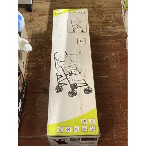 196 - A new boxed Hauck child's push chair (unchecked)