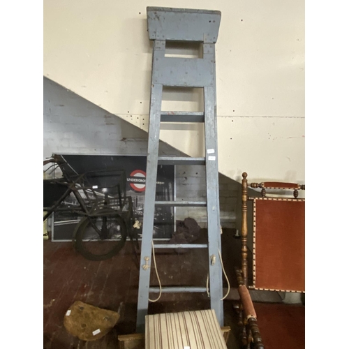 67 - A large pair of vintage wooden ladders, shipping unavailable