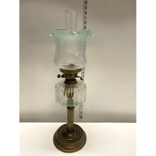 73 - A antique oil lamp with glass reservoir and etched glass shade and chimney h67cm, shipping unavailab... 