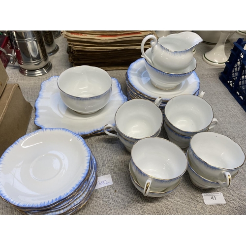 41 - A pretty Royal Standard bone china tea service shipping unavailable