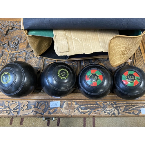 68 - A set of vintage indoor bowls