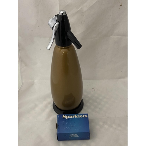 50 - A vintage Sparkles Soda Syphon with box of refills