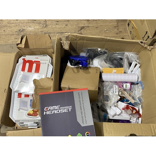 99 - A box of assorted misc items Shipping unavailable