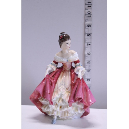 322 - A Royal Doulton figurine HN2229