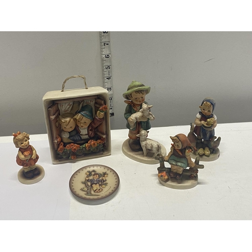 263 - A selection of collectible Goebel figures etc.