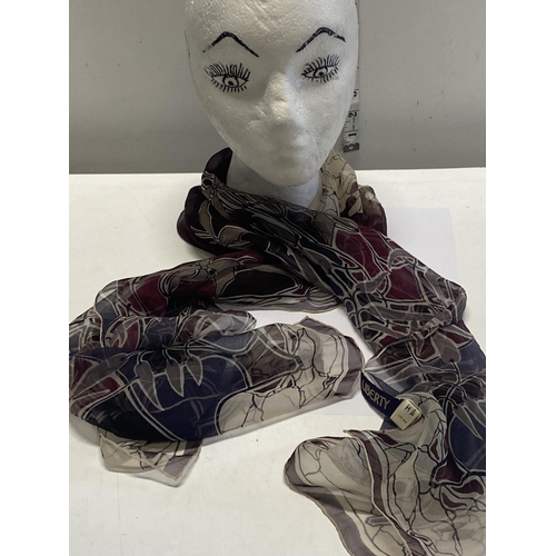 290 - A Liberty silk scarf