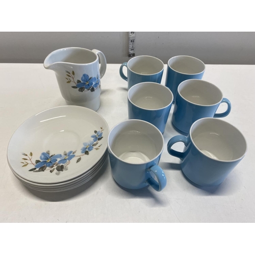 32 - A Johnson Bros part tea service.Shipping unavailable