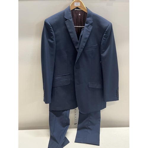 378 - A Skopes men's suit