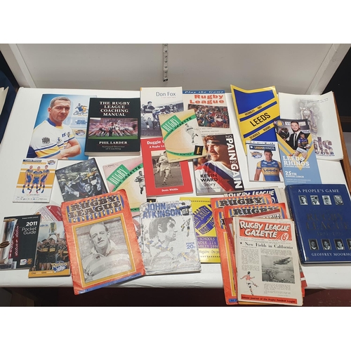 232 - A job lot of vintage Rubgy league related books and programmes