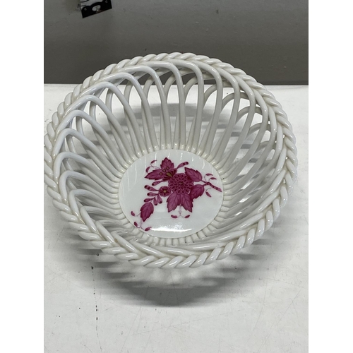 142 - A vintage openwork porcelain by Herend of Hungry