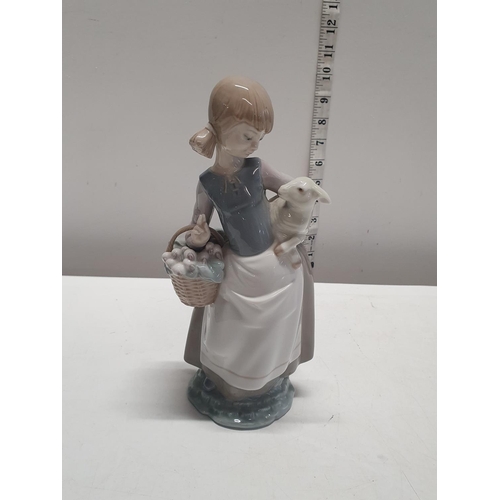 178 - A Lladro figurine