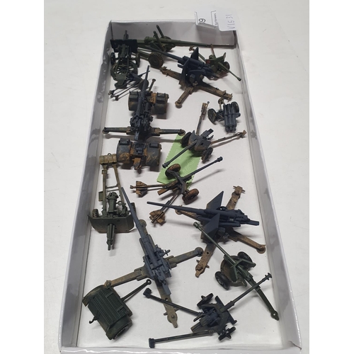 59 - A selection of built scale artillery models 1/72