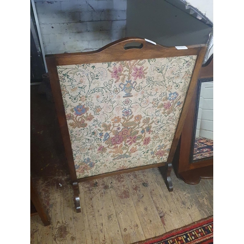 87 - A antique fire screen with embroidered panel 80x54cm, shipping unavailable