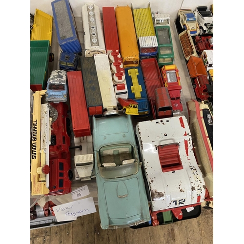 85 - A tray full of assorted play worn die-cast models, including Dinky and Corgi