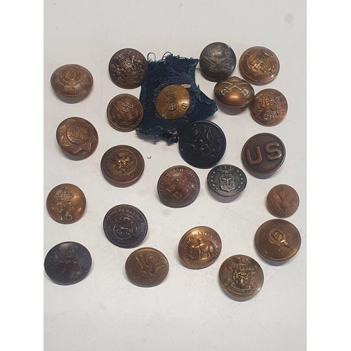 35 - A large quantity of assorted military buttons etc
