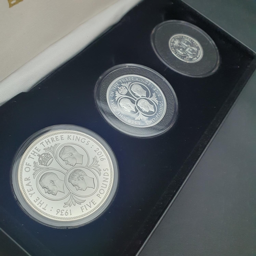 90 - A Jubilee Mint, The year of the three Kings 80th anniversary solid silver proof coin collection.