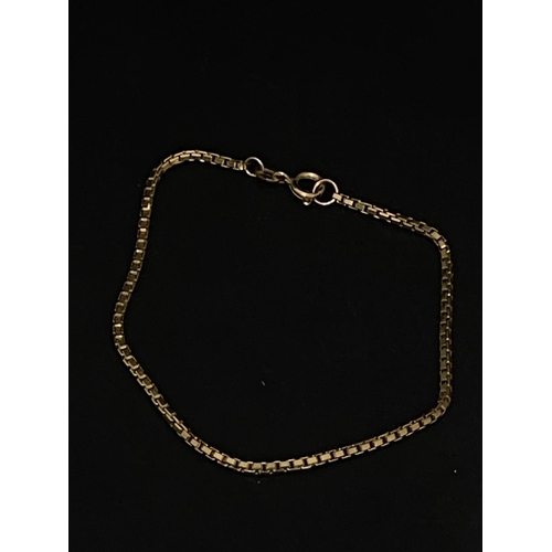 119 - A 9ct gold bracelet 3.20g