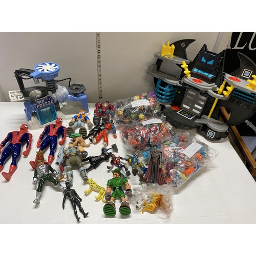 156 - A selection of assorted vintage toys and figures etc, shipping unavailable