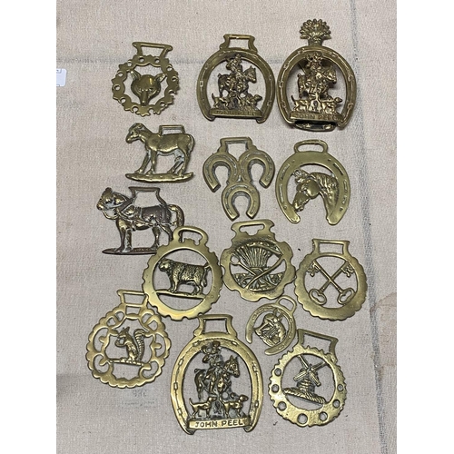 36 - A selection of assorted horse brasses