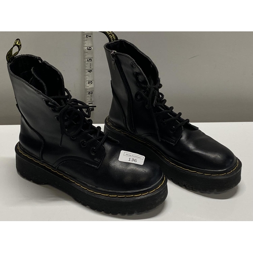 136 - A pair of Dr Marten chunky sole style boots size 5/6? slightly worn