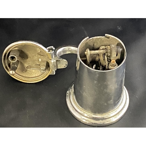 225 - A vintage Dunhill table lighter in the form of a tankard (needs attention)