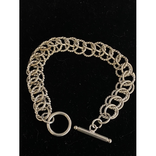 261 - A 925 silver bracelet