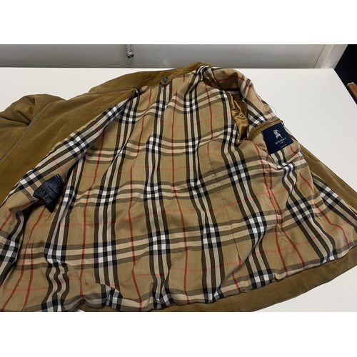 292 - A Burberry ladies jacket size 8