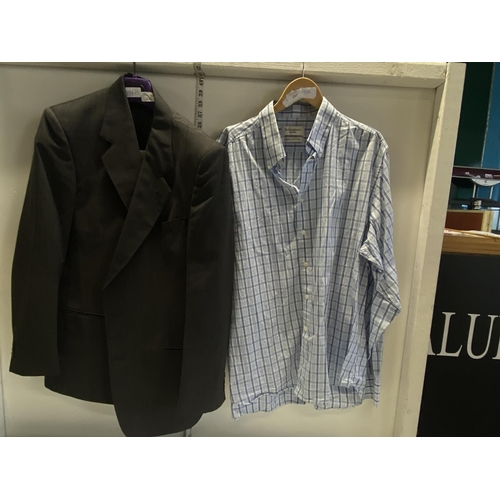 297 - A men's YSL shirt and suit