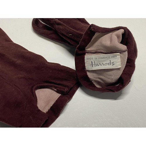 181 - A pair of vintage Harrod's suede ladies gloves