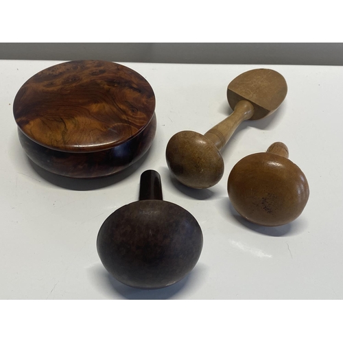 158 - A selection of assorted treen items including Darning mushroom