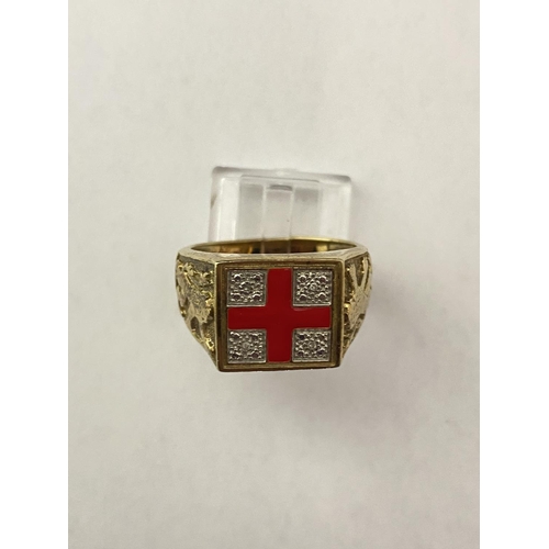 111 - A 925 silver gilt ring with a St Georges cross motiff