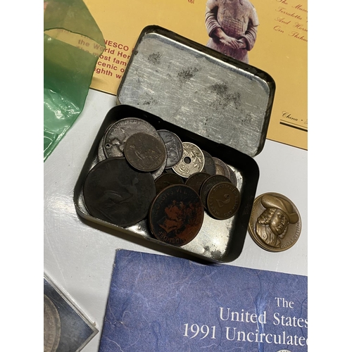 143 - A job lot of assorted collectors and other coins