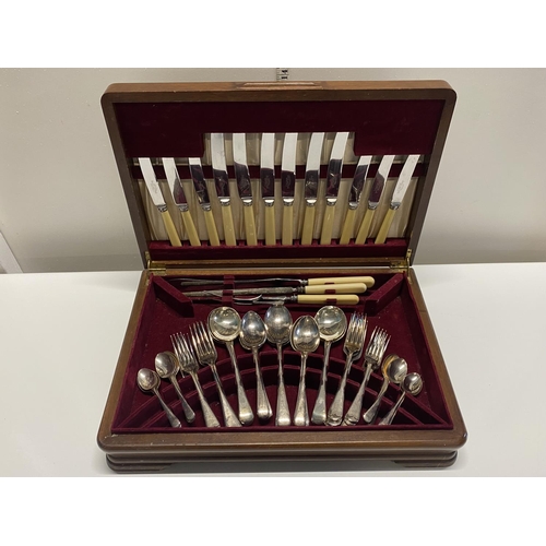 18 - A cased set of vintage cutlery, shipping unavailable