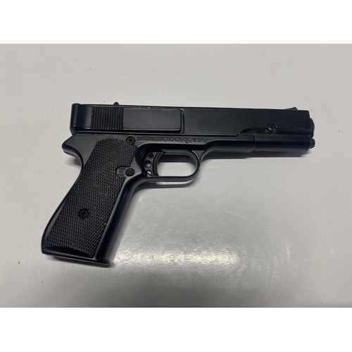 95 - A G10 4.5mm BB or .177 calibre pellet air pistol (shoots both types)(over 18's only) ,shipping unava... 